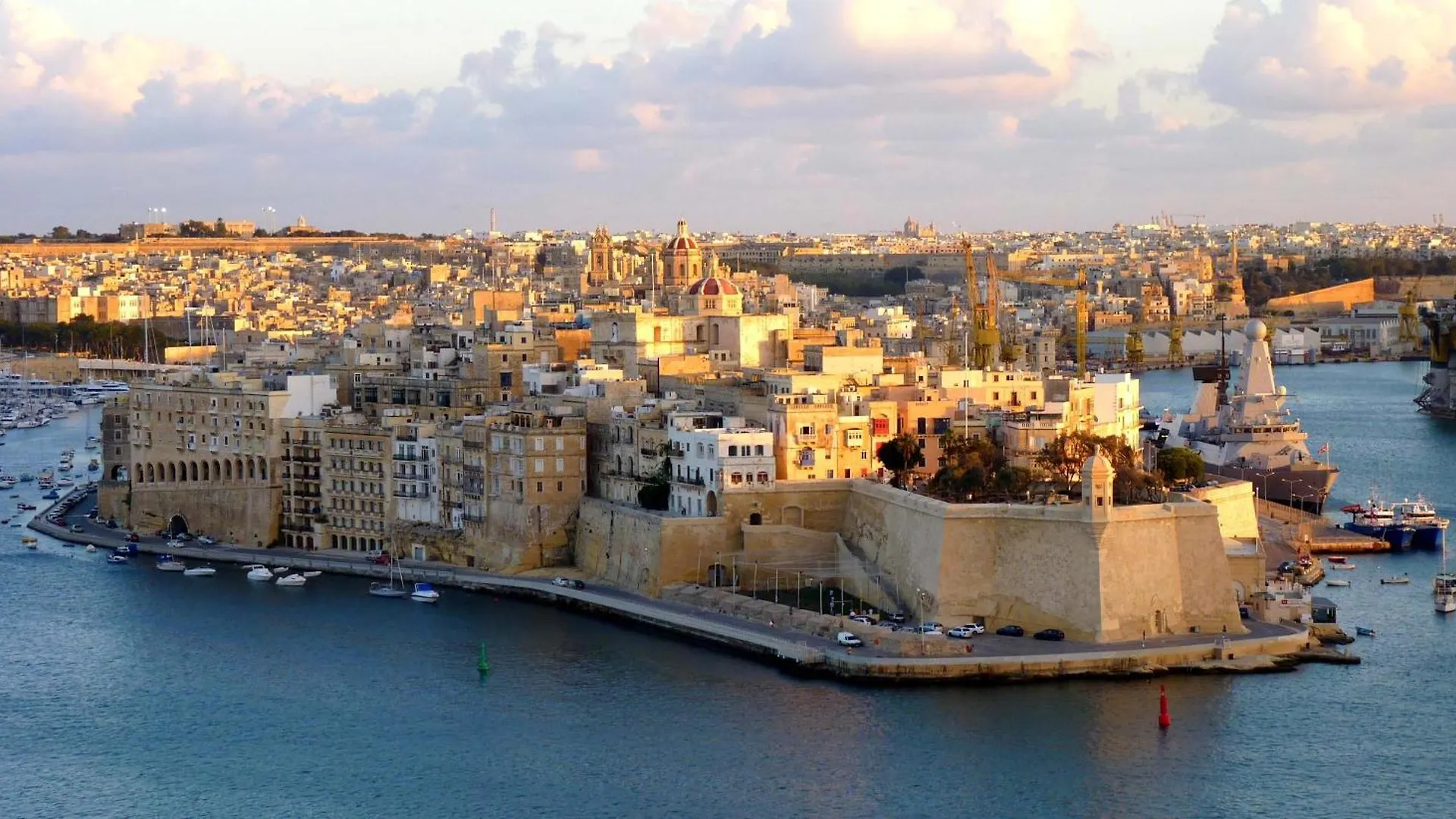 Charming Historic Home With Rooftop Views Senglea Malta